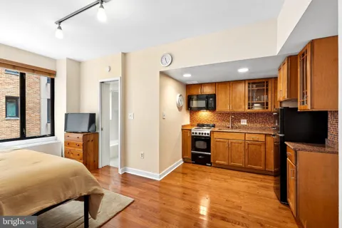1701 16TH STREET NW #404