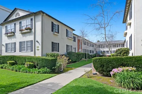 515 San Vicente #D