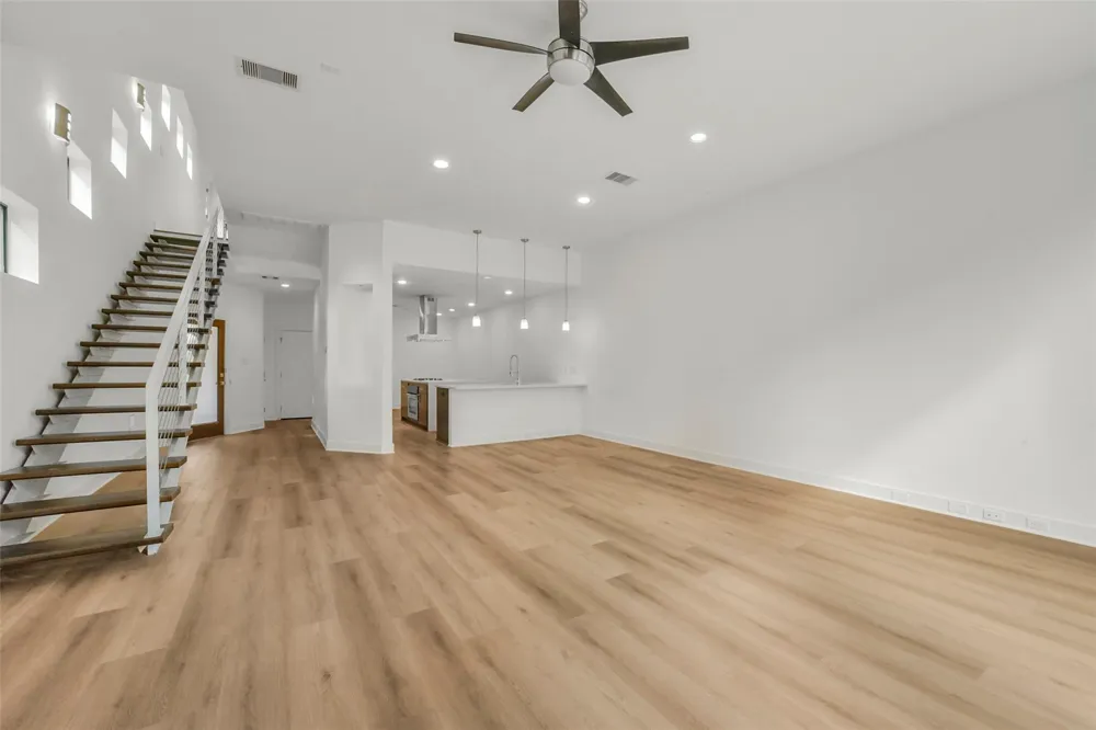 2505 Hazard Street Houston, TX 77019