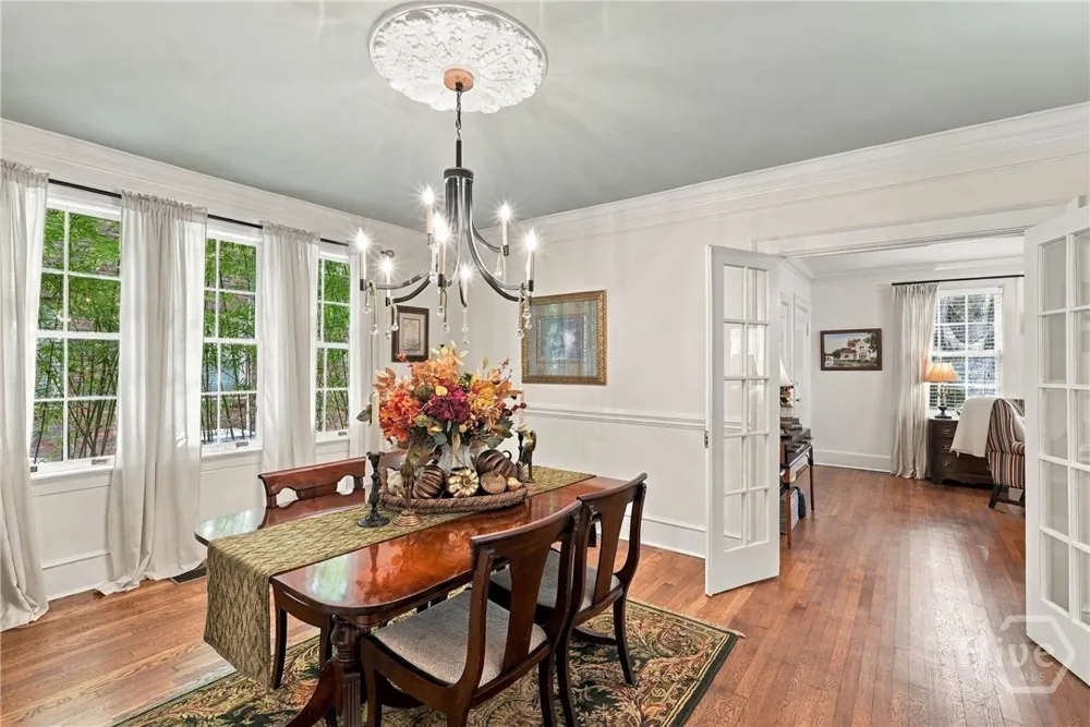 633 E 46th Street Savannah, GA 31405
