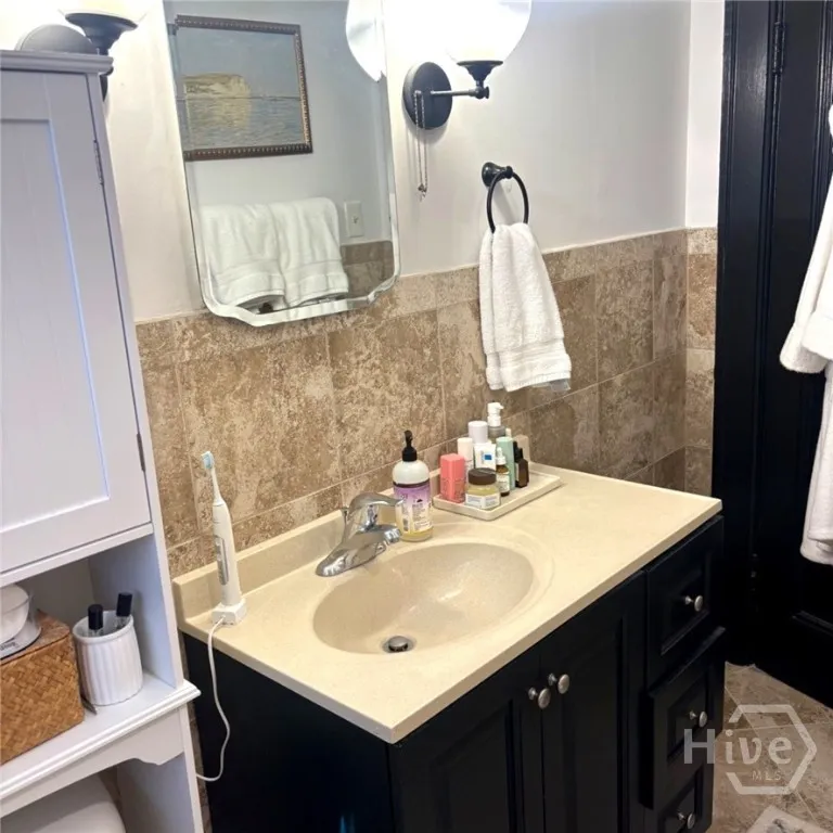633 E 46th Street Savannah, GA 31405