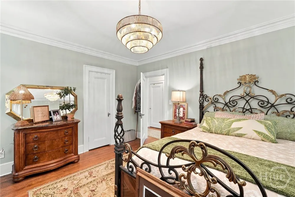 633 E 46th Street Savannah, GA 31405