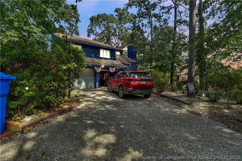 5702 Cloister Court