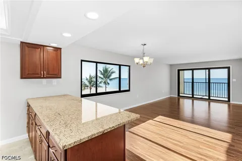 Estero Boulevard #401