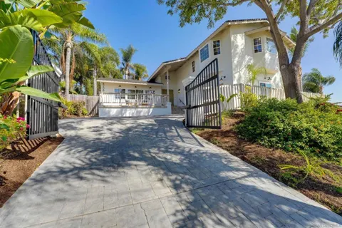 4208 Park Dr