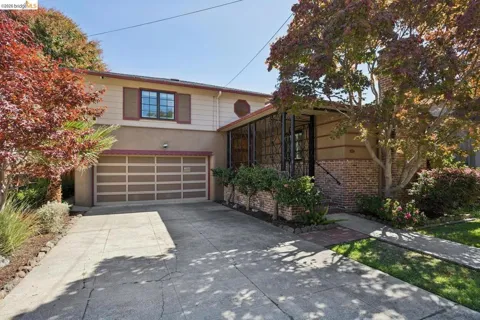 1280 Caroline ST