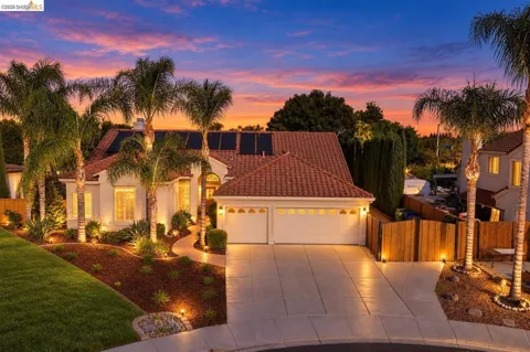 1260 Bay Court
