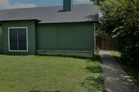 1204 Orchard Park Circle