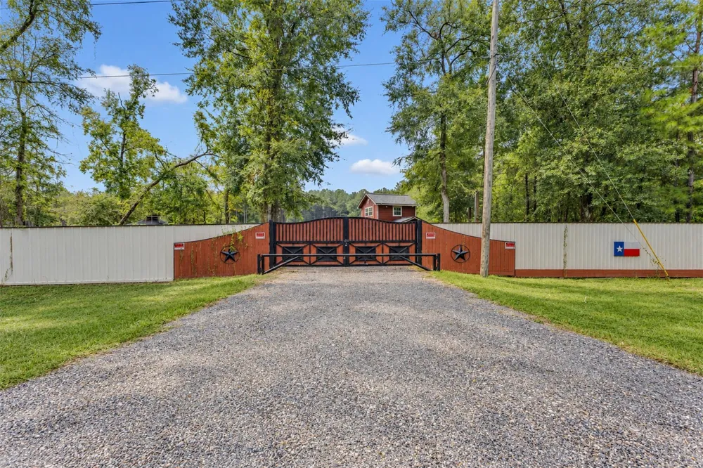 180 Fm 2914 Road Shepherd, TX 77371