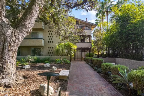 960 San Pasqual Street #110