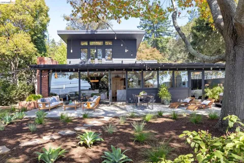 3560 Brunell Dr