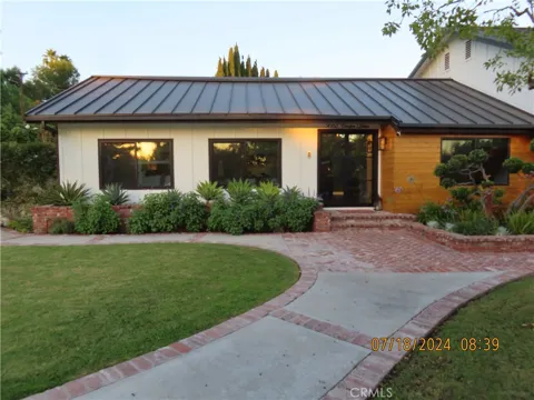 9562 Center Drive