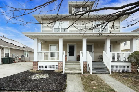 107 Chesapeake Bay Court