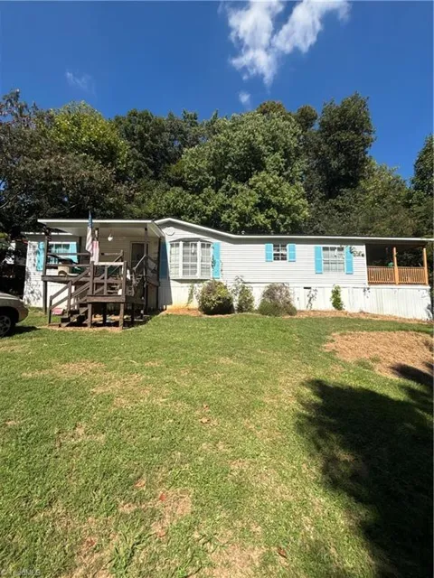 568 Woodoak Trail