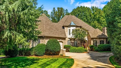 24 Rosebay Lane