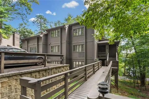 20 Sconti Ridge #402