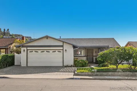 6379 Oakridge