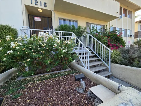 1216 Formosa #3