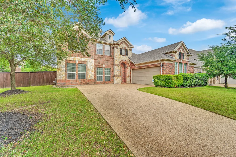 6811 Shady  View Court Sachse, TX 75048