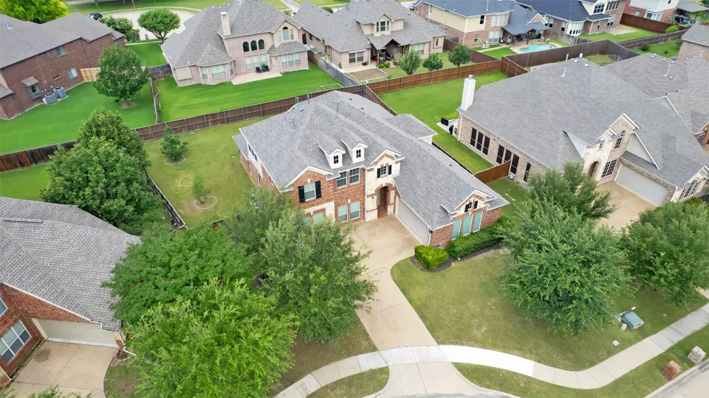 6811 Shady  View Court Sachse, TX 75048