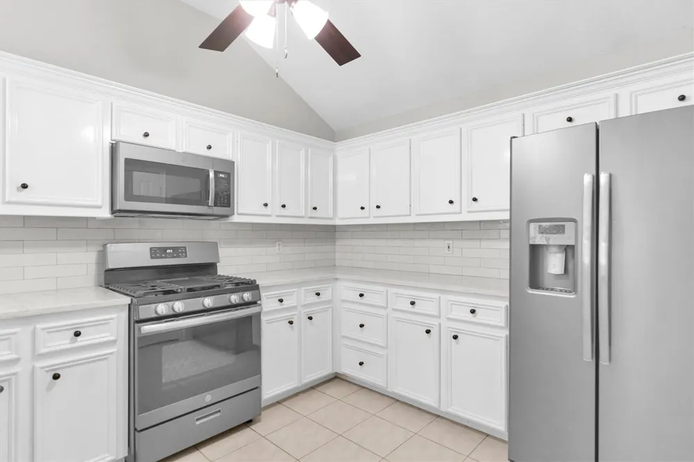 135 Snug Harbor Drive Conroe, TX 77356