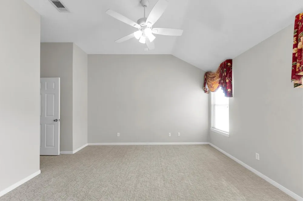 135 Snug Harbor Drive Conroe, TX 77356