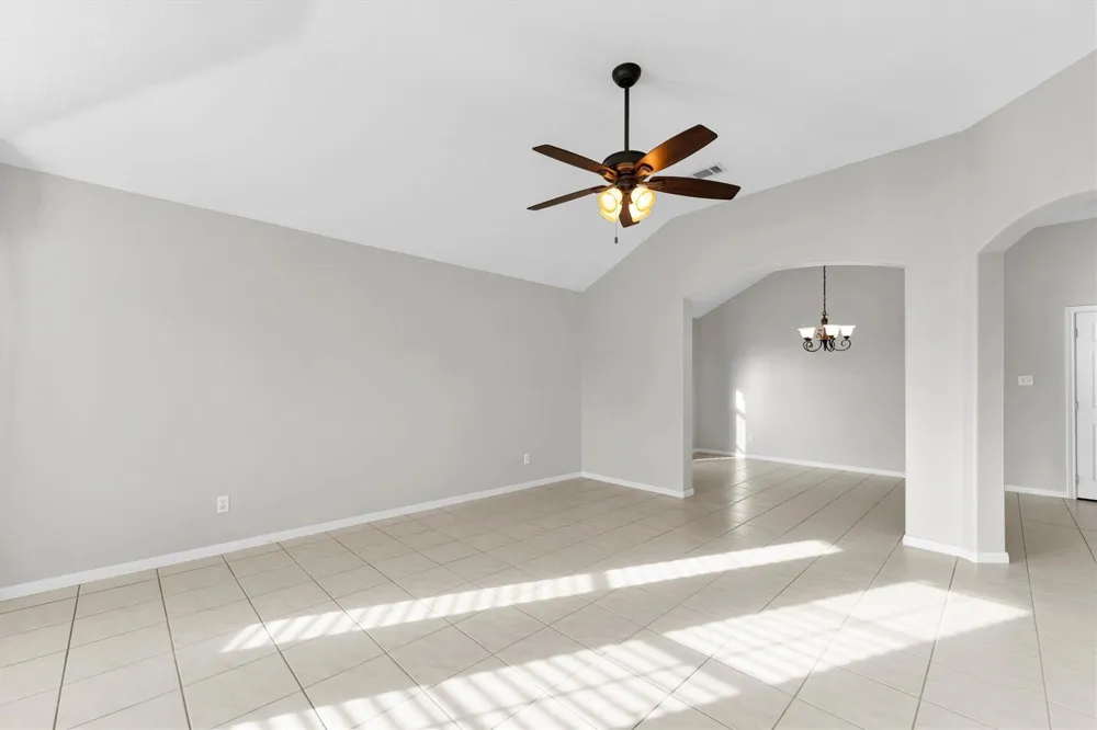135 Snug Harbor Drive Conroe, TX 77356