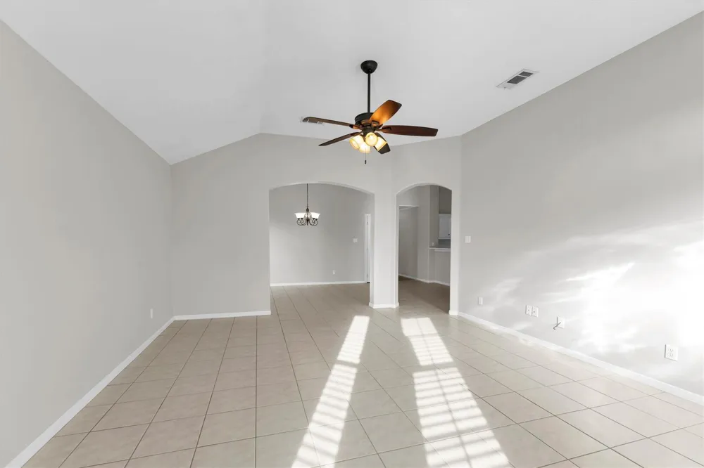 135 Snug Harbor Drive Conroe, TX 77356