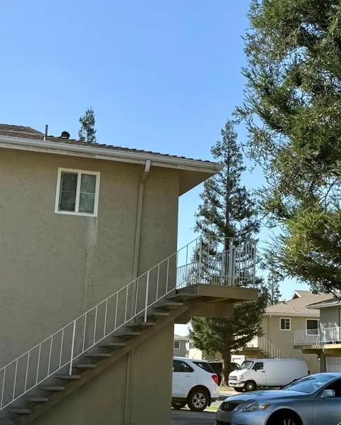 2236 Peach Avenue #4