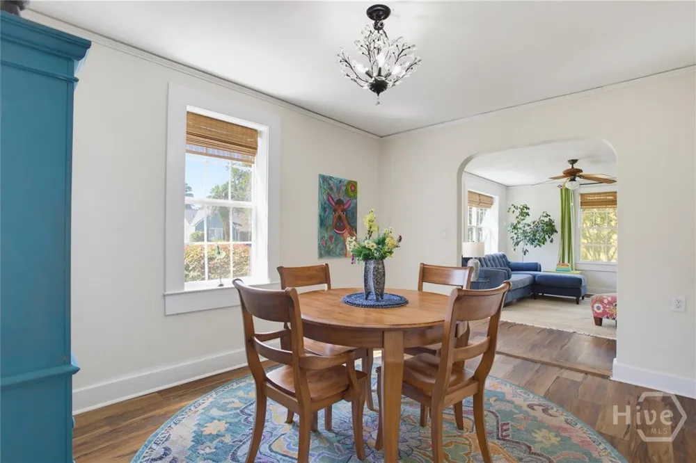 406 E 61st Street Savannah, GA 31405