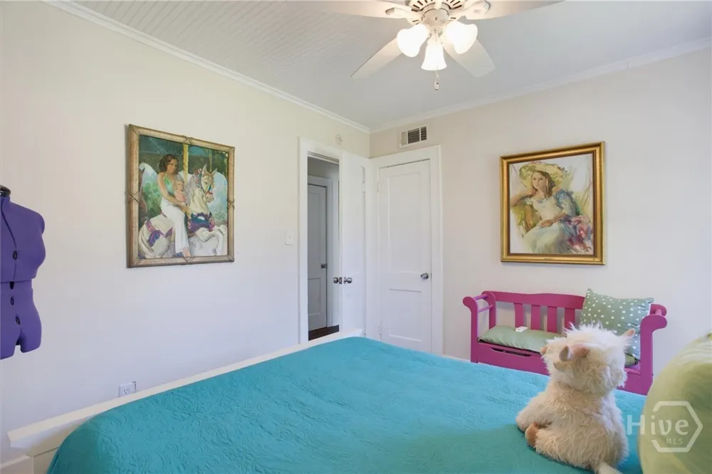 406 E 61st Street Savannah, GA 31405