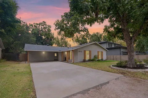 3012 Hunt Trail