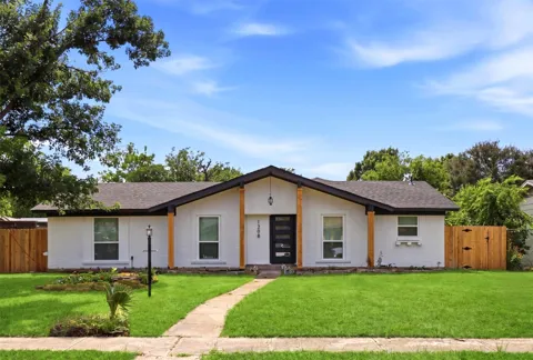 1208 Berkeley Drive