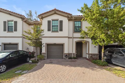 1002 SWEET BRIAR LANE