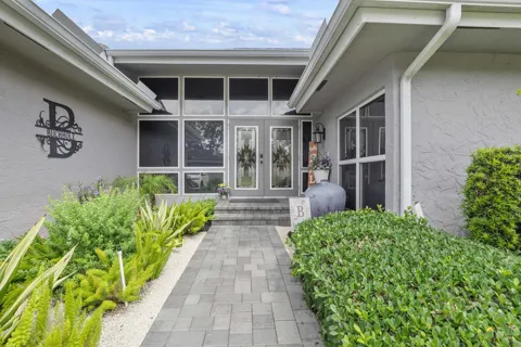8059 BUTTONWOOD CIRCLE