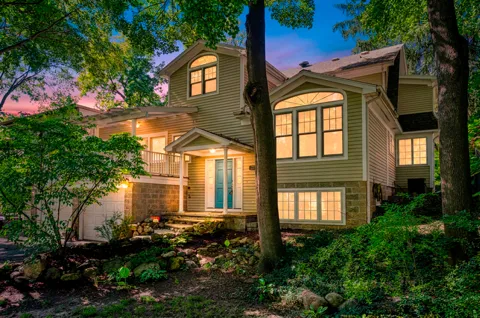648 Sunset Lane