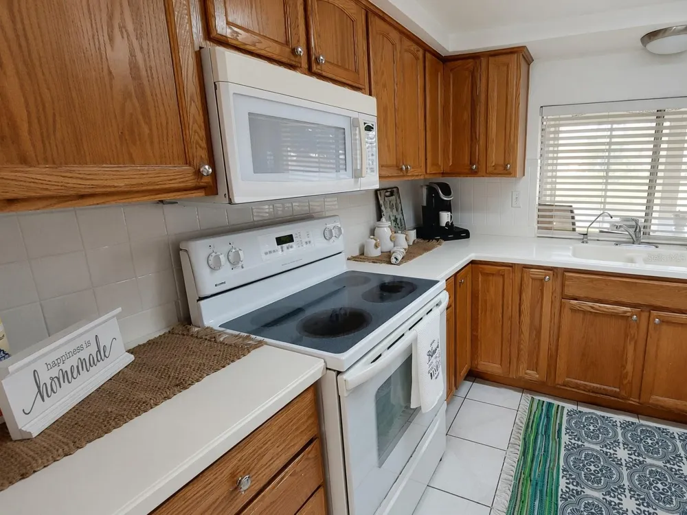 3509 MARGATE DR Holiday, FL 34691