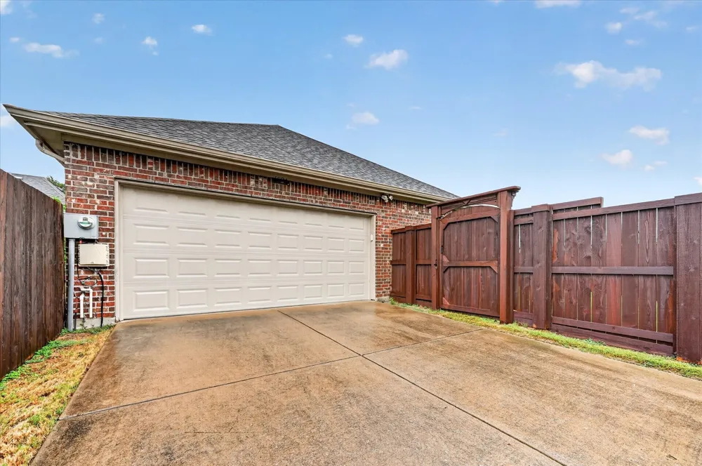 1824 Harlequin Place Allen, TX 75002
