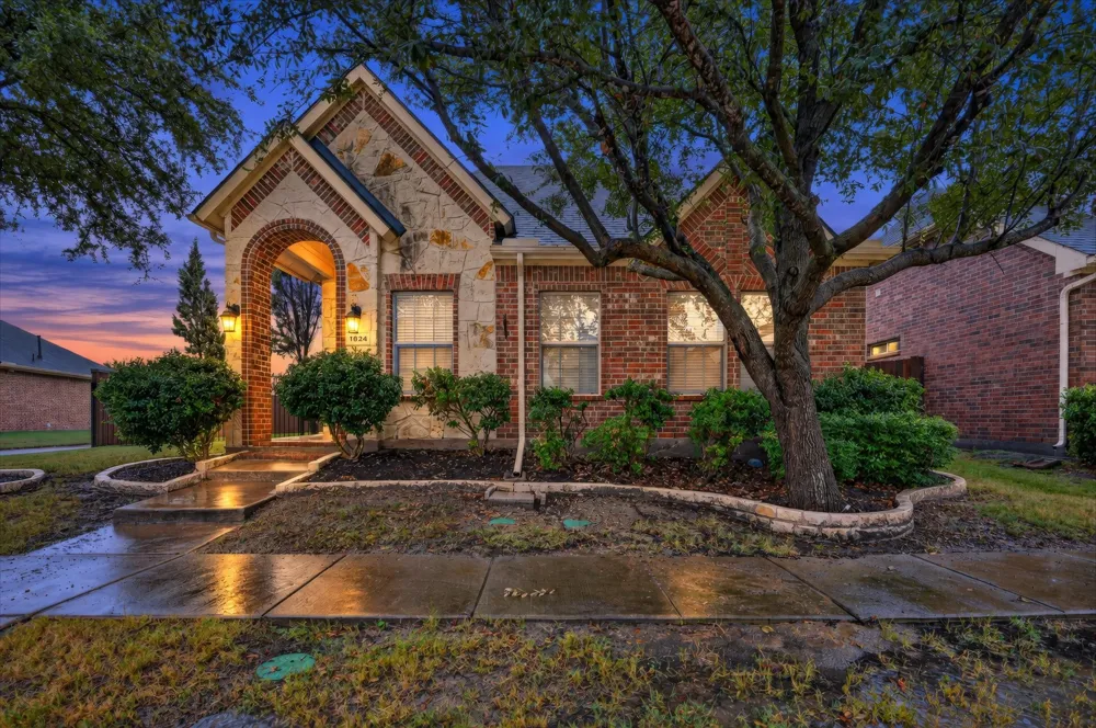 1824 Harlequin Place Allen, TX 75002