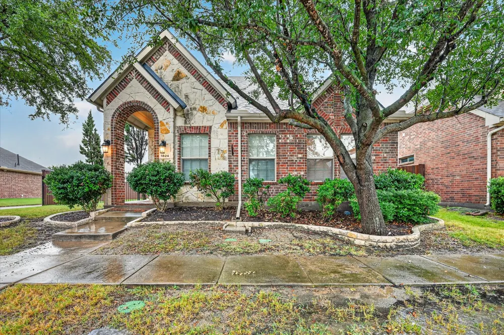 1824 Harlequin Place Allen, TX 75002