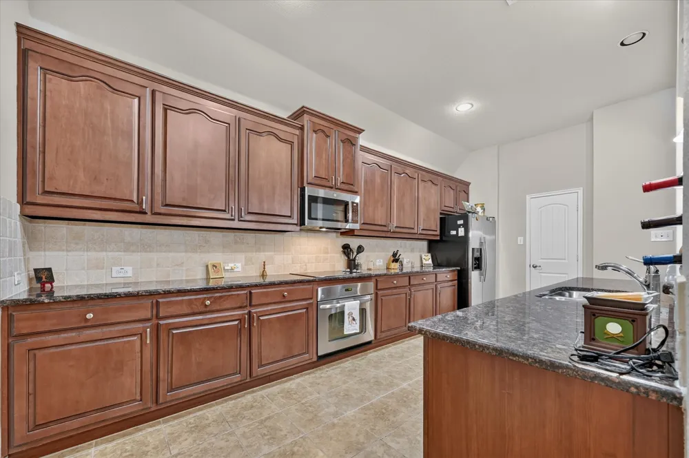 1824 Harlequin Place Allen, TX 75002