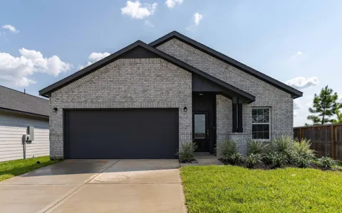 25039 Apricot Court