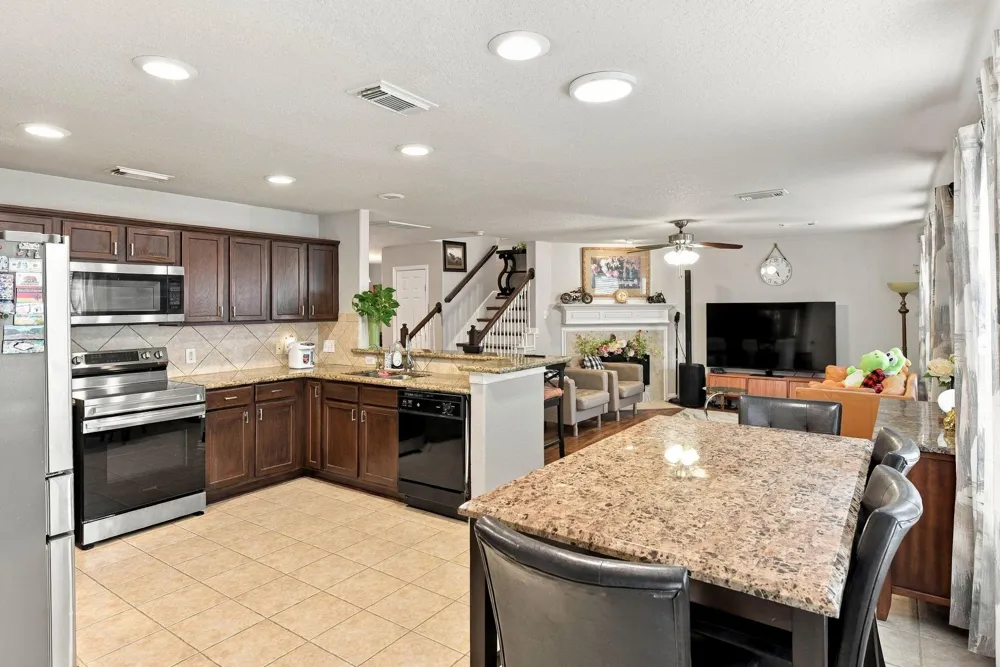 19911 Sternwood Manor Drive Spring, TX 77379