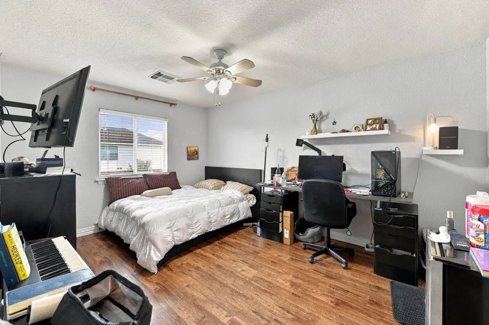 19911 Sternwood Manor Drive Spring, TX 77379