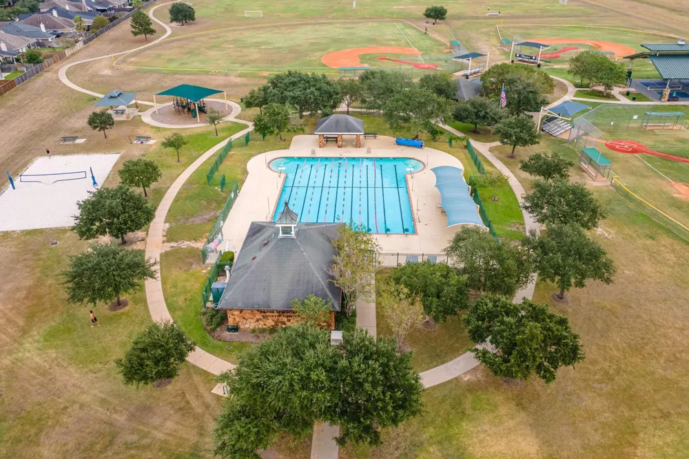 19911 Sternwood Manor Drive Spring, TX 77379