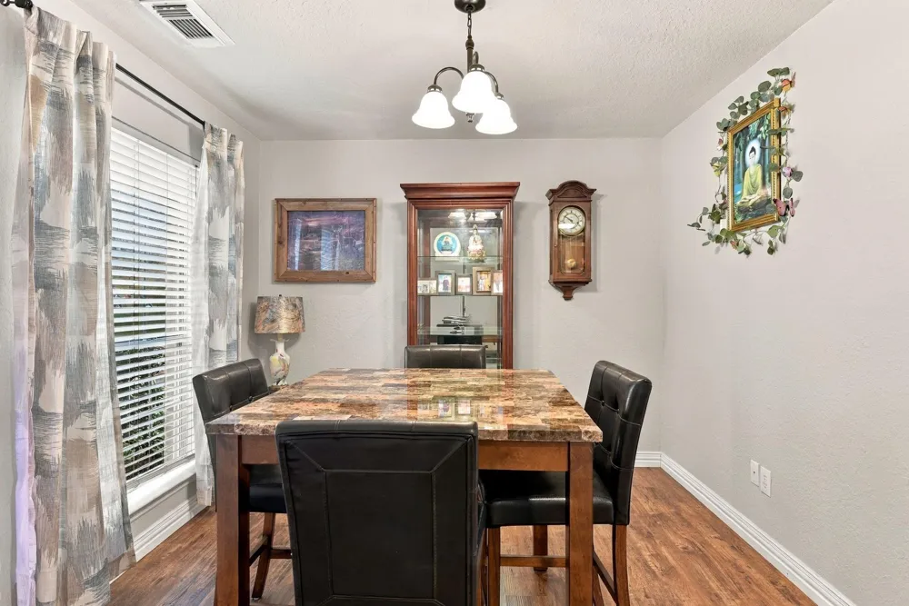 19911 Sternwood Manor Drive Spring, TX 77379