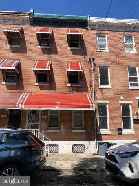 1640 GRATZ STREET