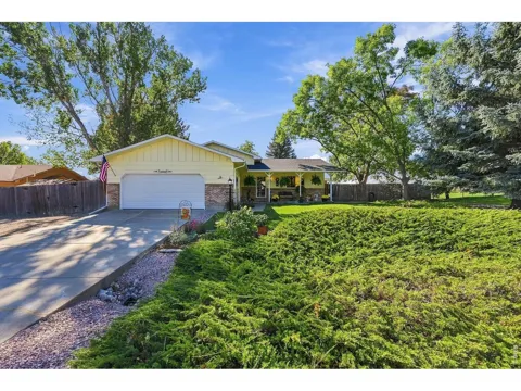 1800 Rolling View Drive