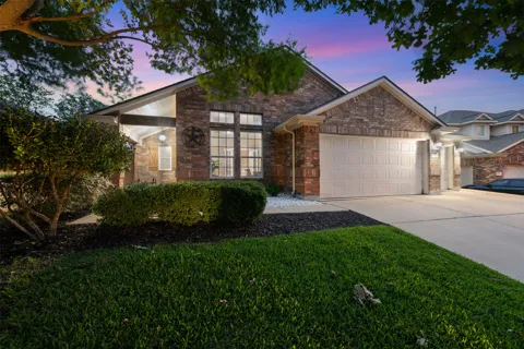 4196 Woodhaven Trail