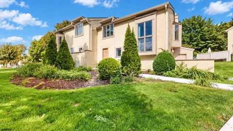 63 BAYVIEW Dr